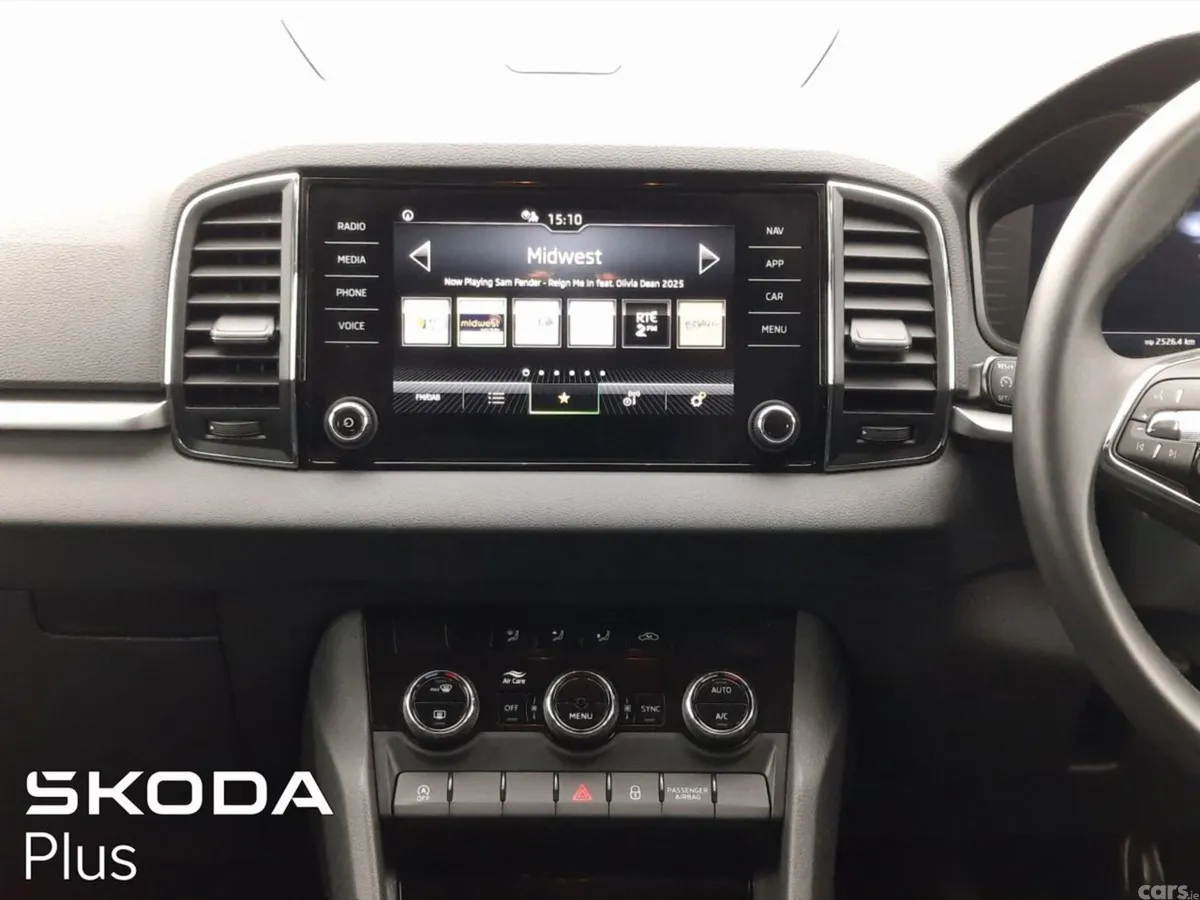 Skoda Karoq SUV, Petrol, 2023, Grey