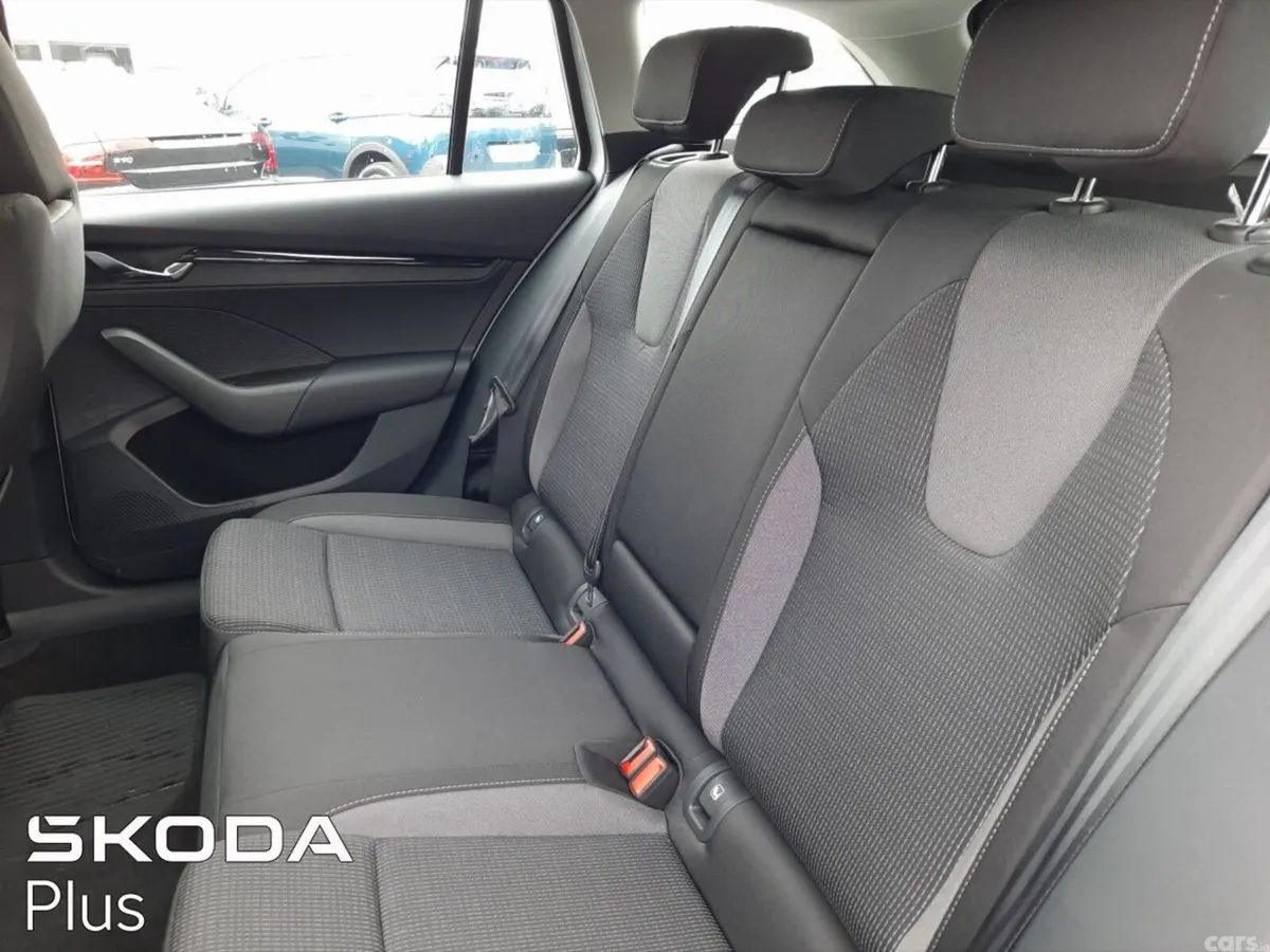 Skoda Octavia Estate, Diesel, 2025, White