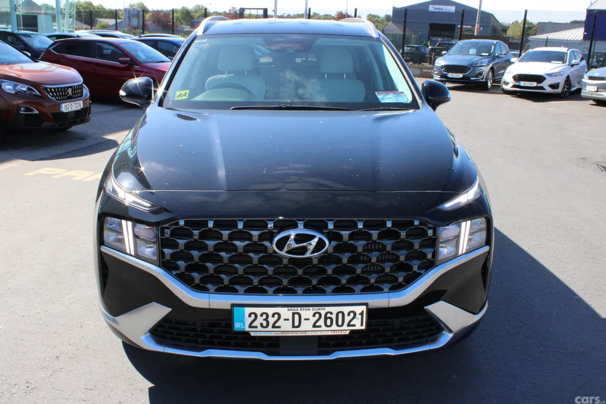 Hyundai Santa Fe SUV, Petrol Plug-in Hybrid, 2023, Black