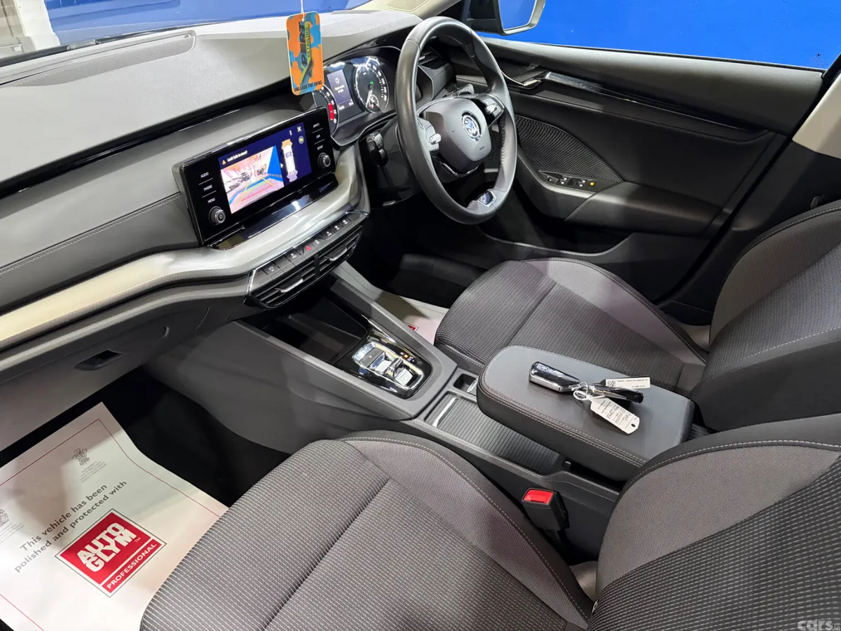 Skoda Octavia Estate, Diesel, 2023, Black