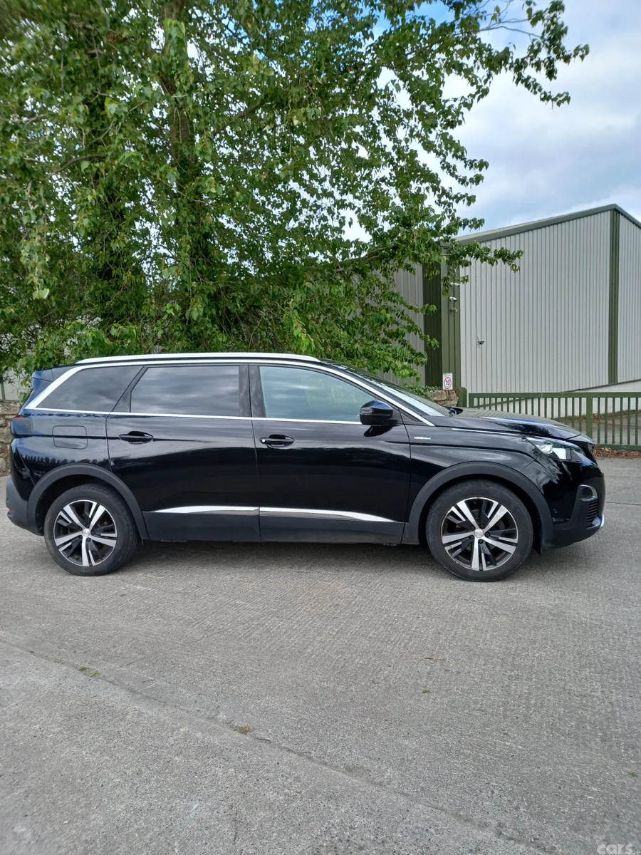 Peugeot 5008 MPV, Diesel, 2019, Black