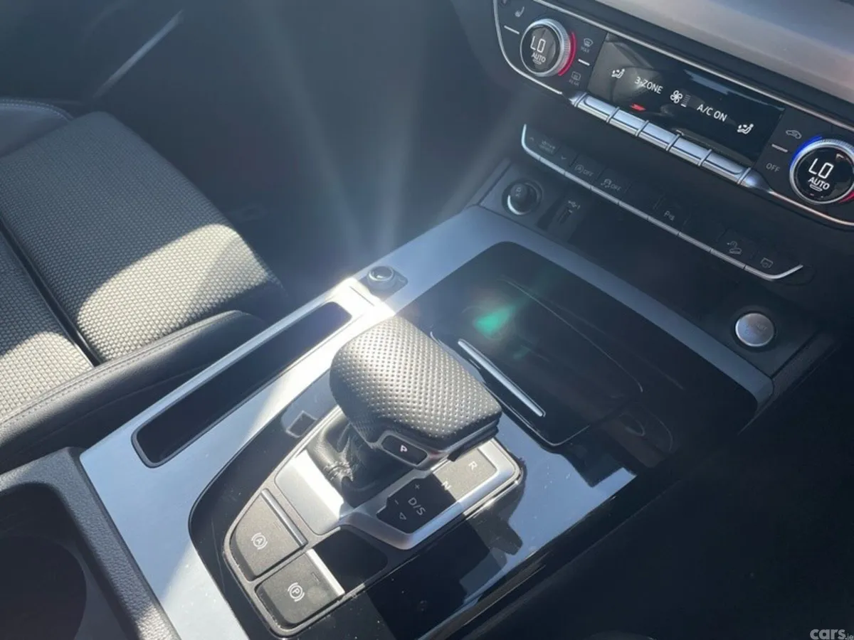 Audi Q5 Hatchback, Diesel, 2023, Blue
