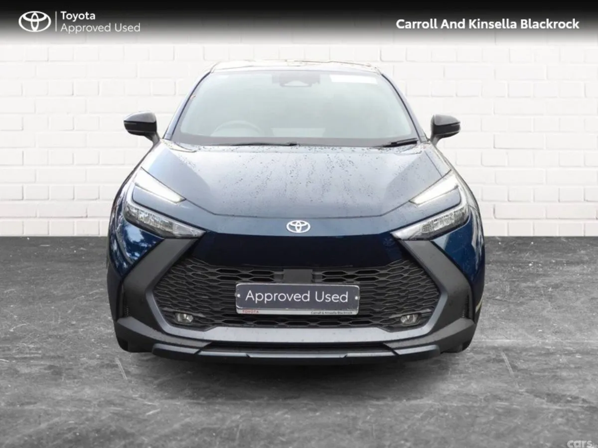 Toyota C-HR SUV, Petrol Hybrid, 2025, Blue