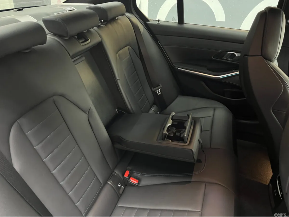 BMW 3-Series Saloon, Petrol Plug-in Hybrid, 2024, White