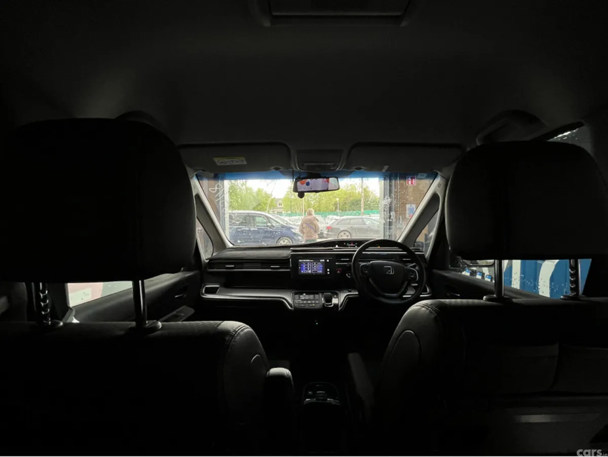 Honda Stepwagon MPV, Petrol Hybrid, 2018, Black