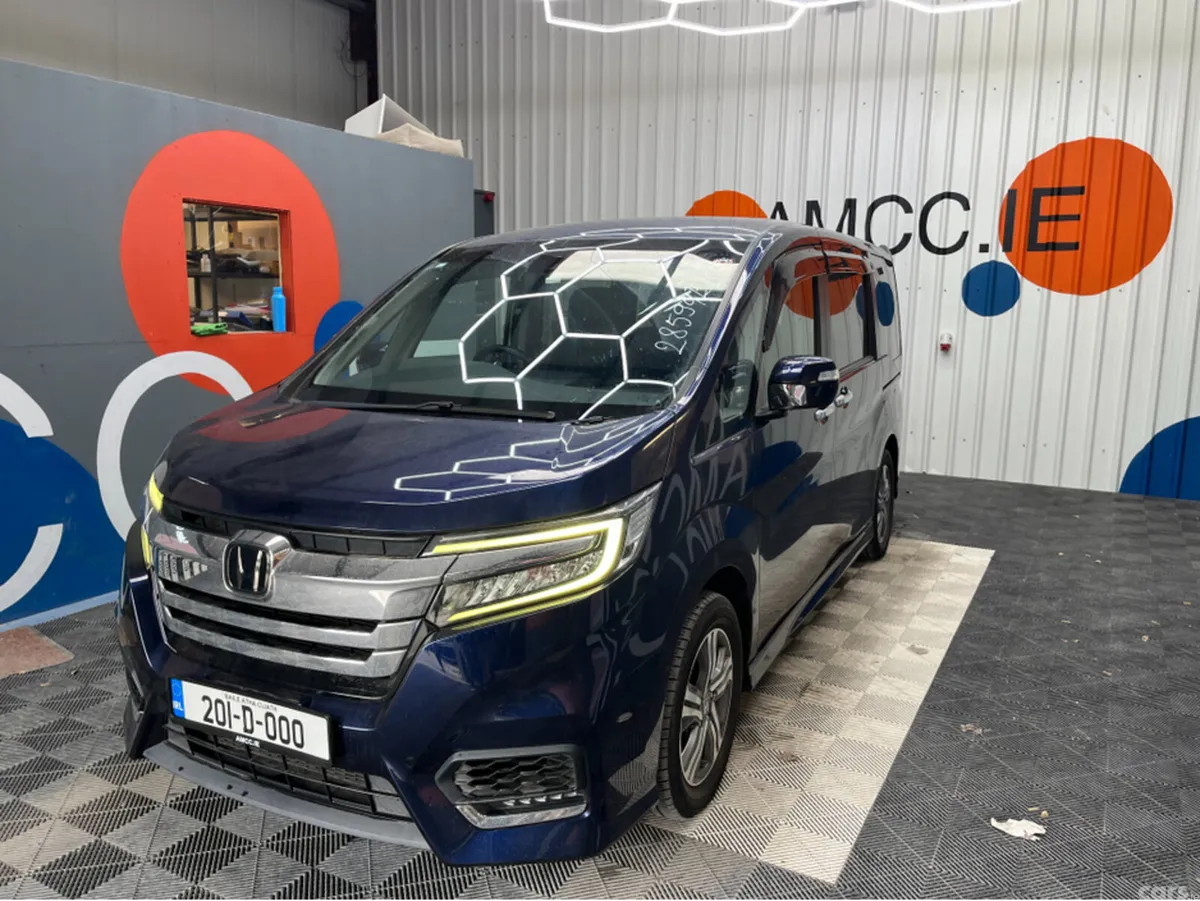 Honda Stepwagon MPV, Petrol Hybrid, 2020, Blue