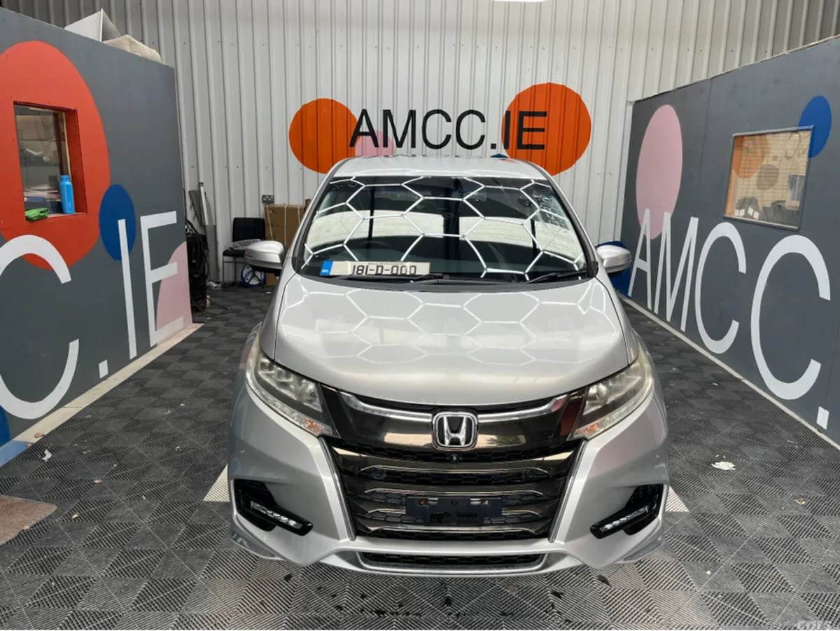 Honda Odyssey MPV, Petrol Hybrid, 2018, Silver