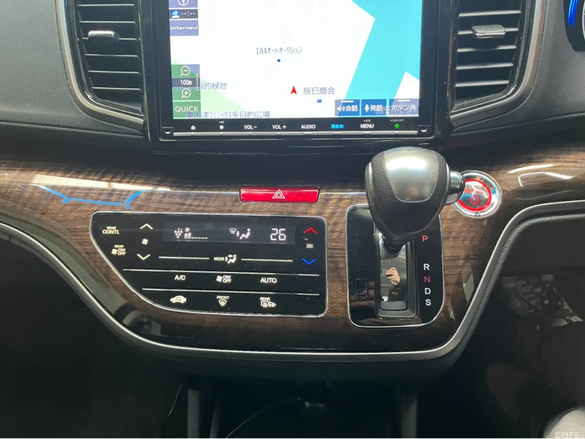Honda Odyssey MPV, Petrol Hybrid, 2018, Silver
