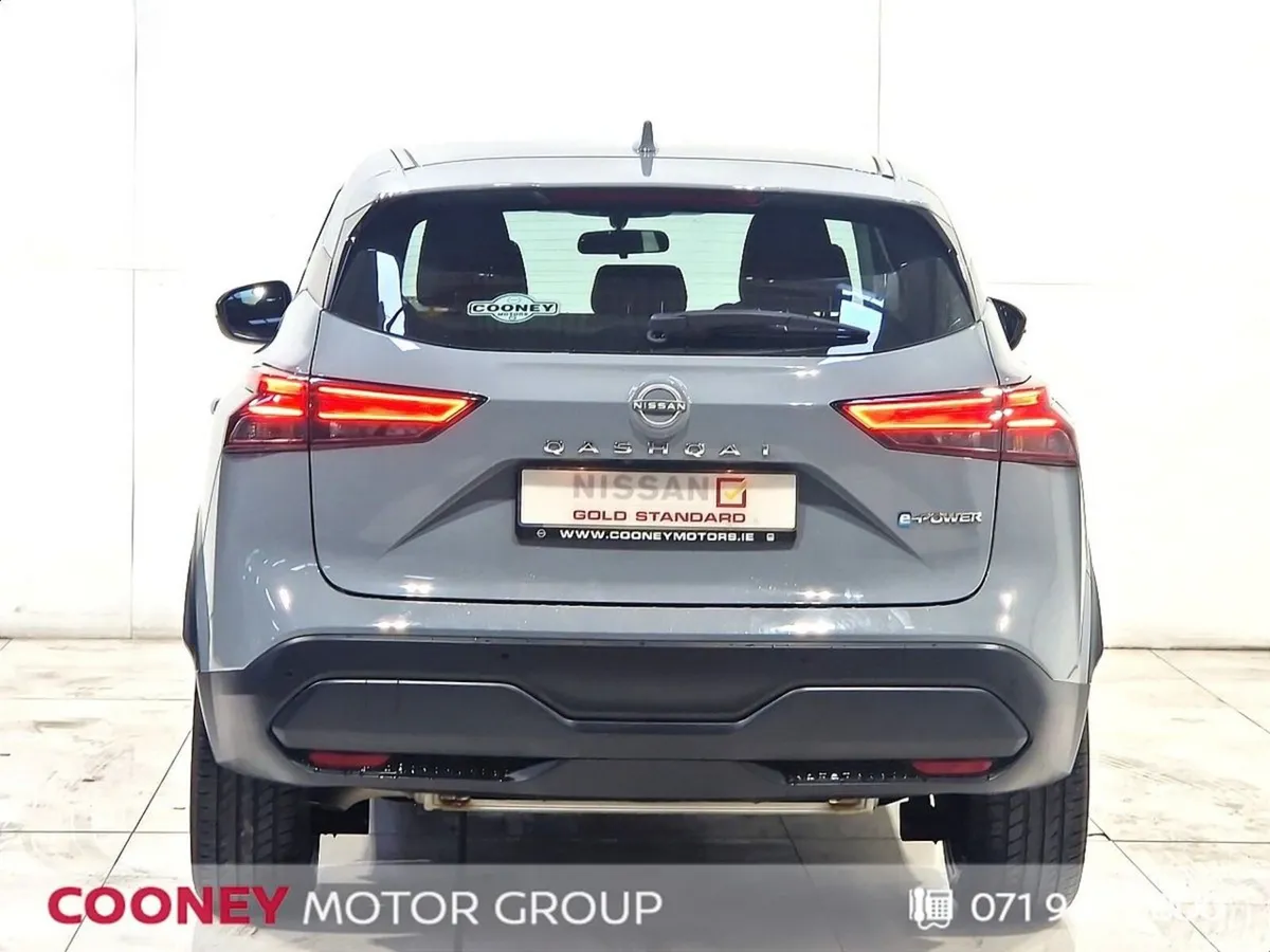 Nissan Qashqai MPV, Petrol, 2023, Grey