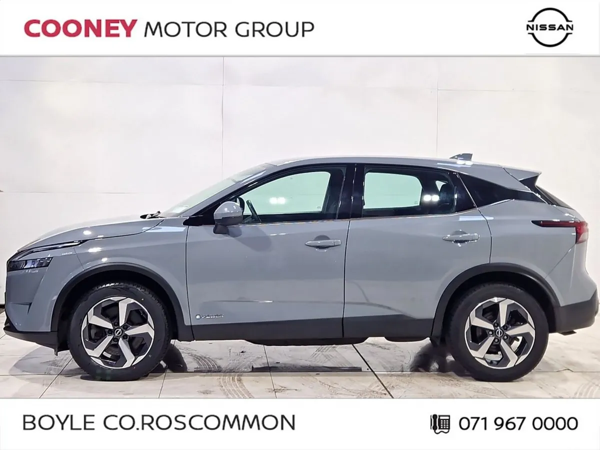 Nissan Qashqai MPV, Petrol, 2023, Grey