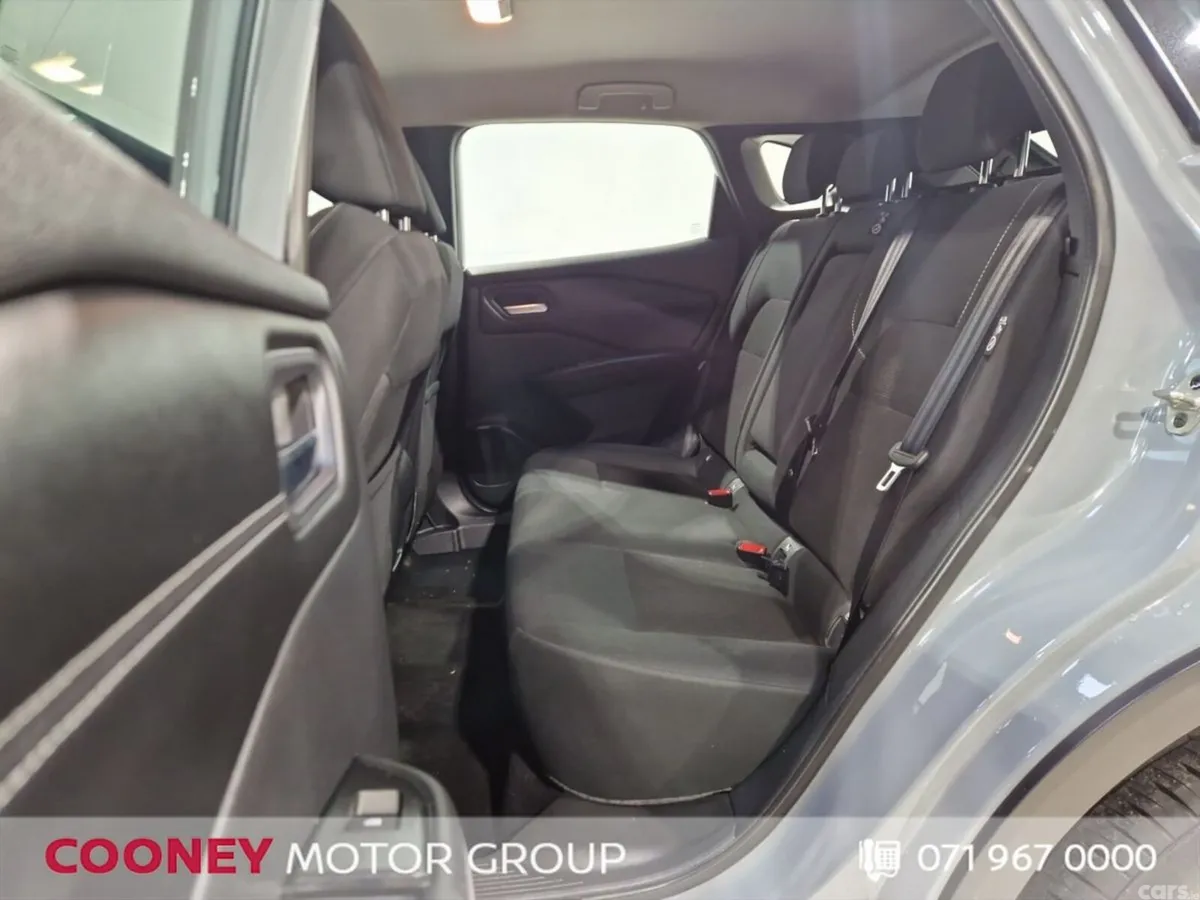 Nissan Qashqai MPV, Petrol, 2023, Grey