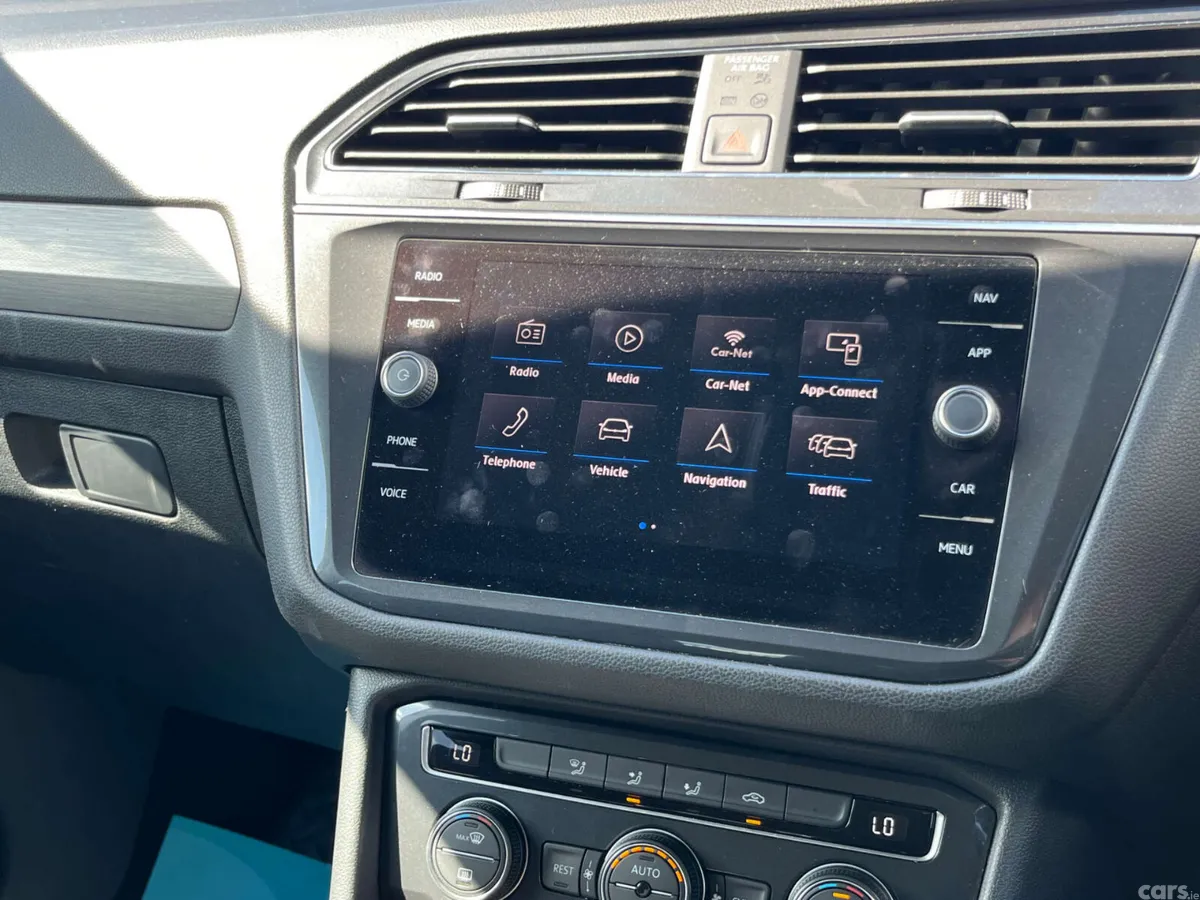 Volkswagen Tiguan SUV, Diesel, 2020, Orange