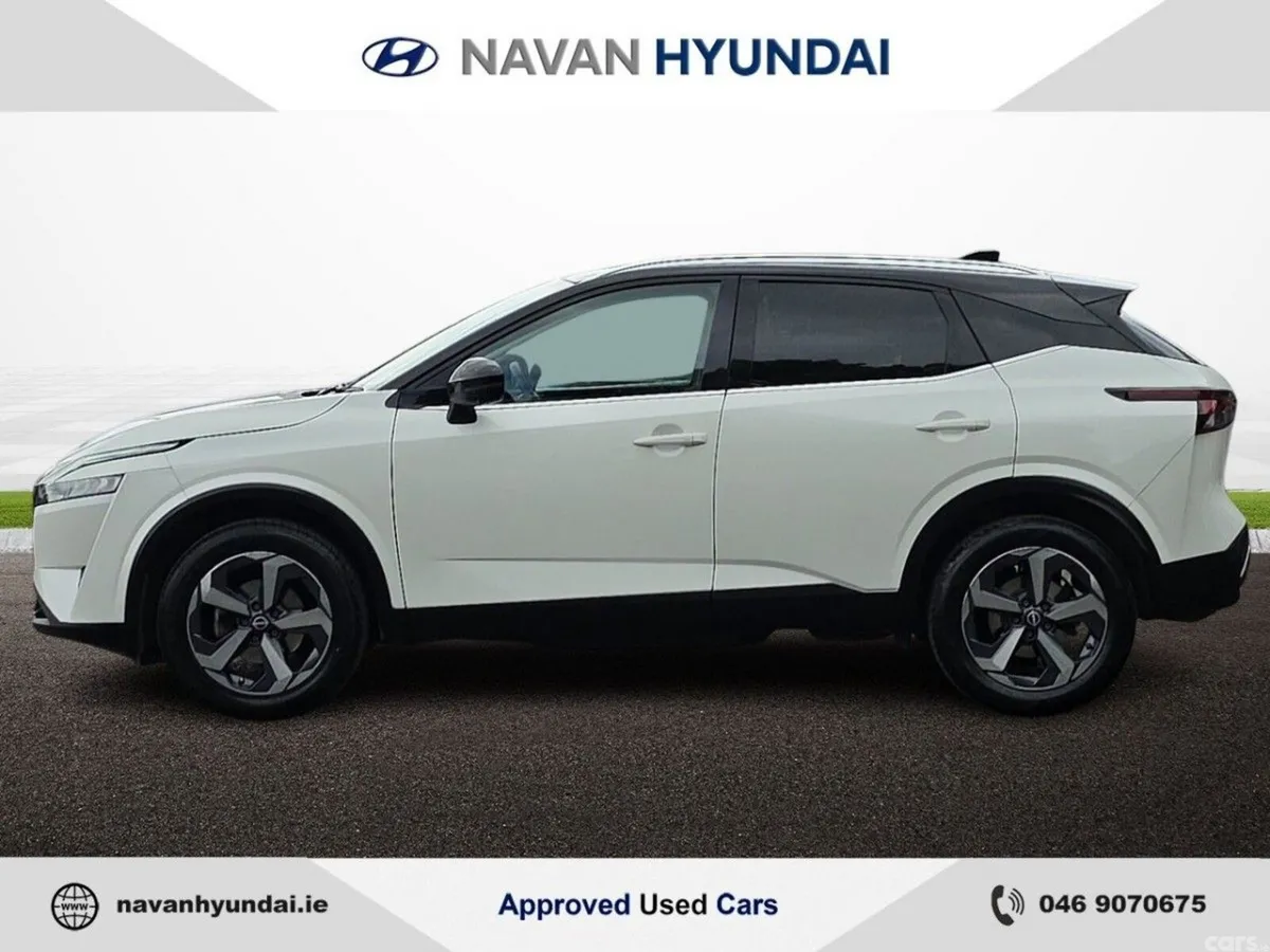 Nissan Qashqai MPV, Petrol, 2025, White