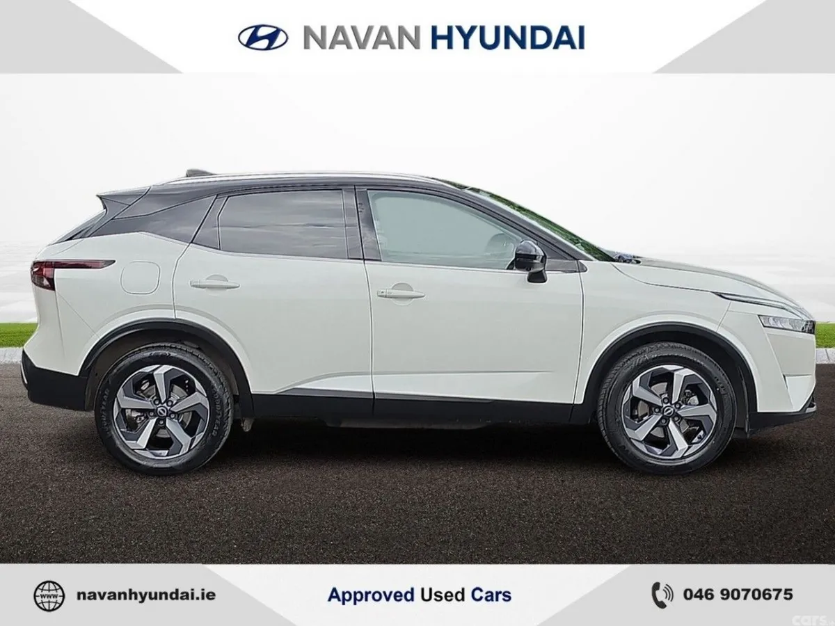 Nissan Qashqai MPV, Petrol, 2025, White