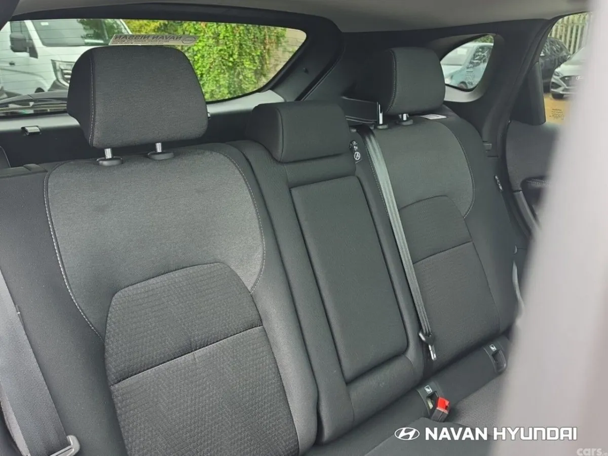 Nissan Qashqai MPV, Petrol, 2025, White