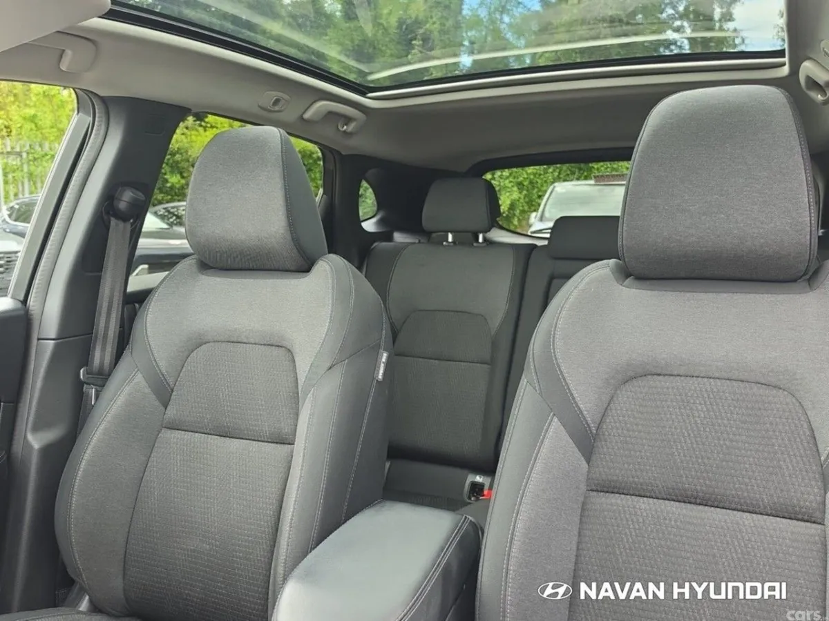 Nissan Qashqai MPV, Petrol, 2025, White
