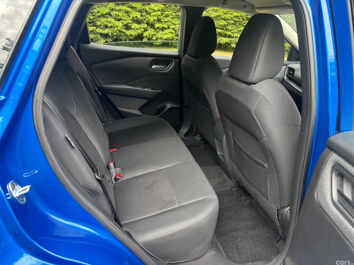 Nissan Qashqai MPV, Petrol Hybrid, 2025, Blue