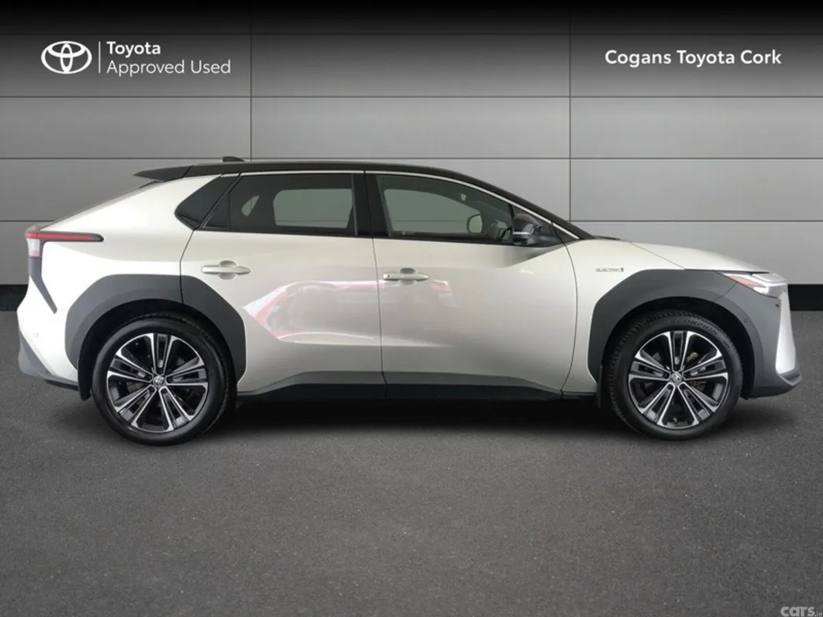 Toyota bZ4X Estate, Electric, 2023, Grey