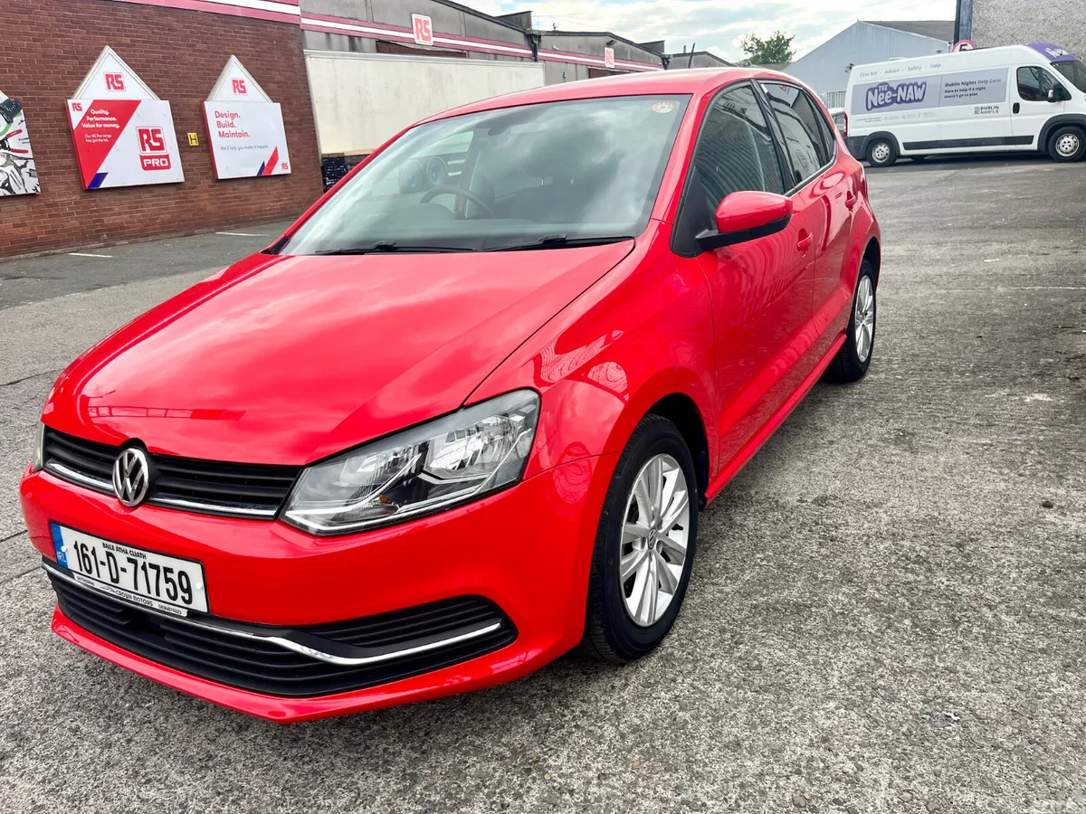 Volkswagen Polo Hatchback, Petrol, 2016, Red