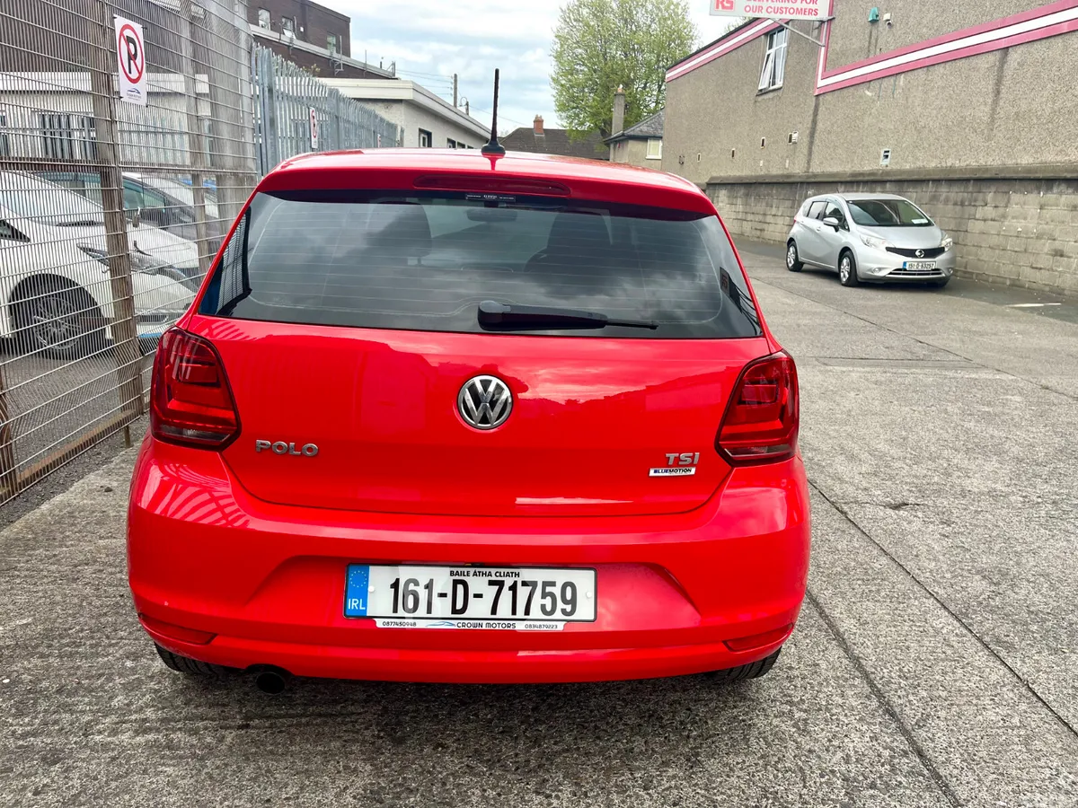 Volkswagen Polo Hatchback, Petrol, 2016, Red