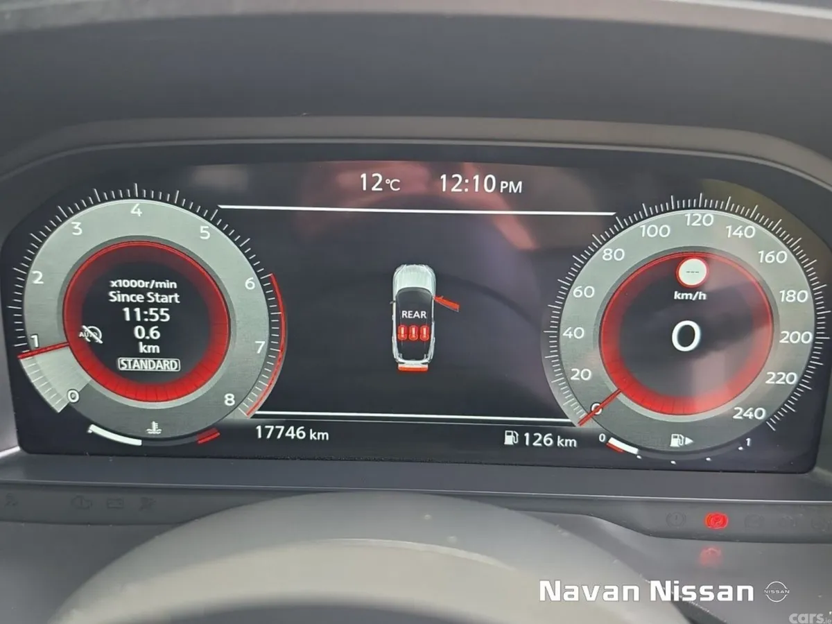 Nissan Qashqai MPV, Petrol Hybrid, 2025, White