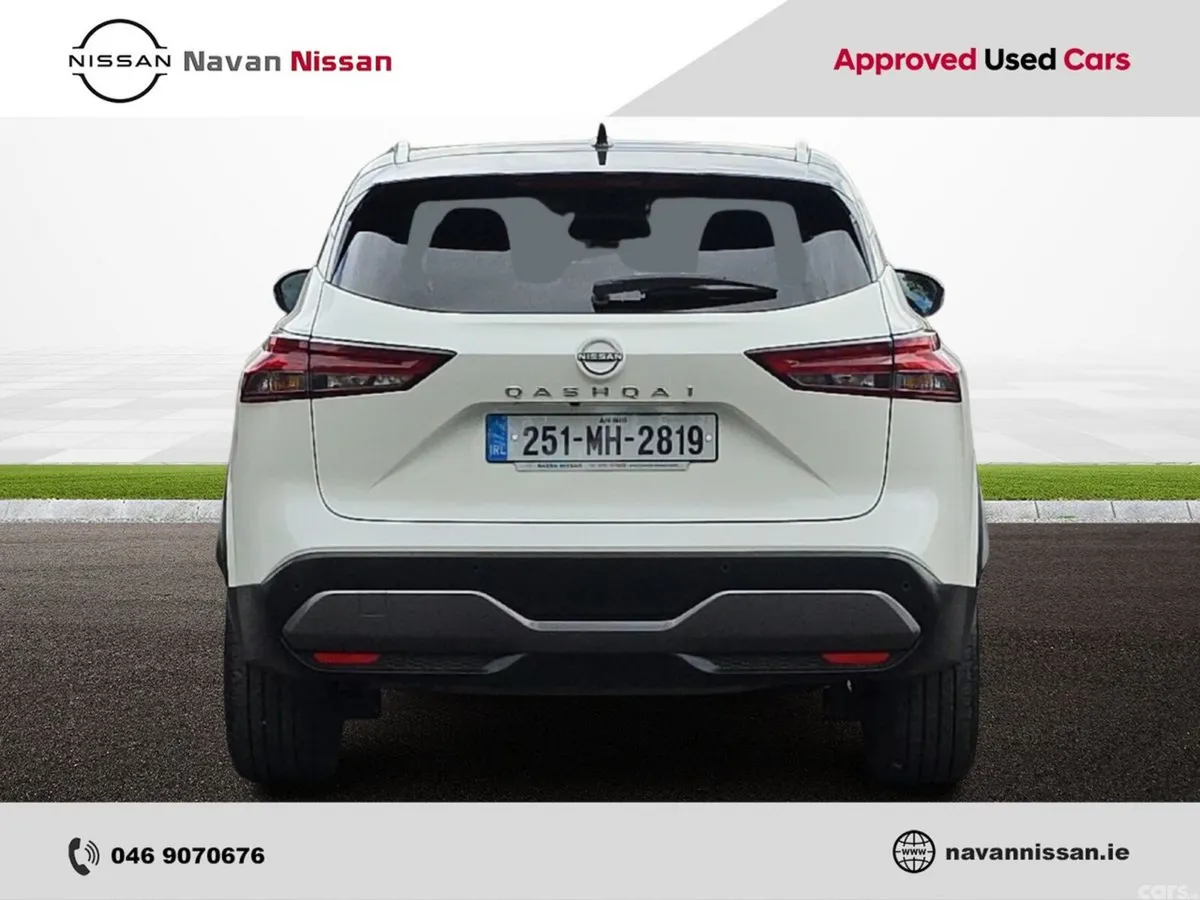 Nissan Qashqai MPV, Petrol Hybrid, 2025, White