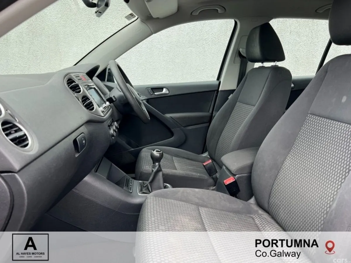 Volkswagen Tiguan SUV, Diesel, 2011, Black