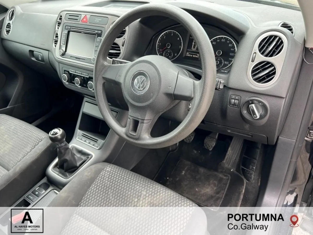 Volkswagen Tiguan SUV, Diesel, 2011, Black