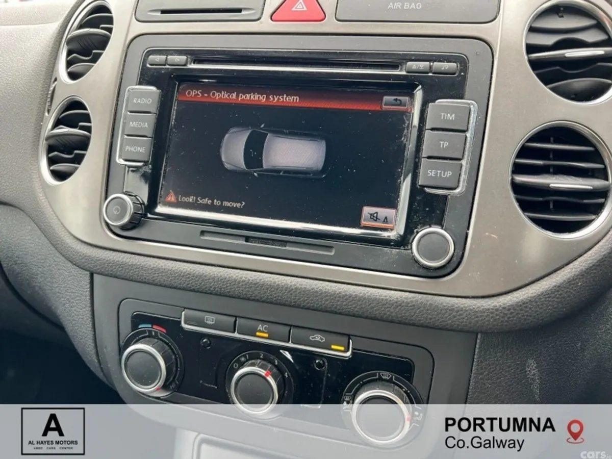 Volkswagen Tiguan SUV, Diesel, 2011, Black