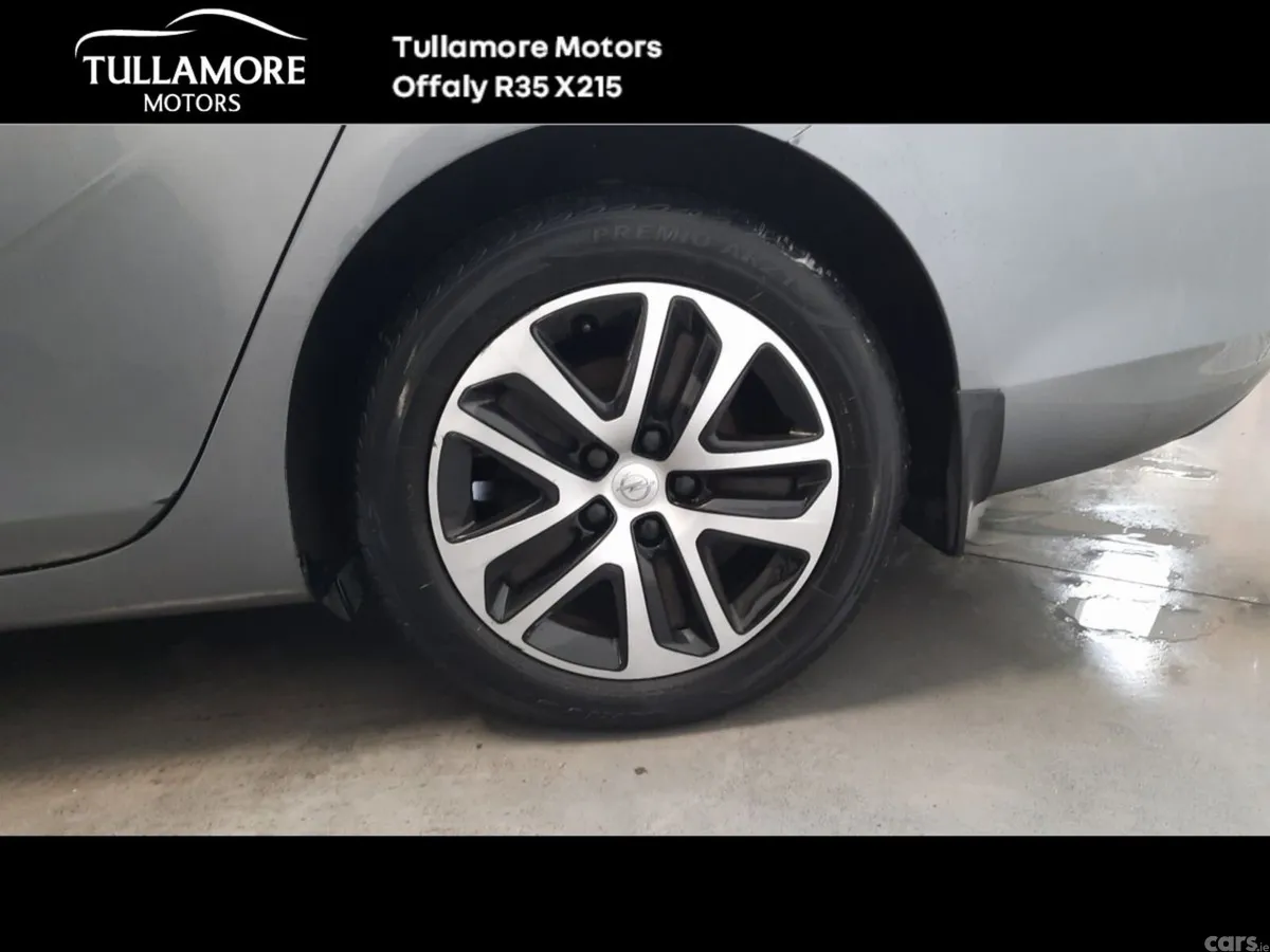 Opel Insignia Hatchback, Diesel, 2018, Grey