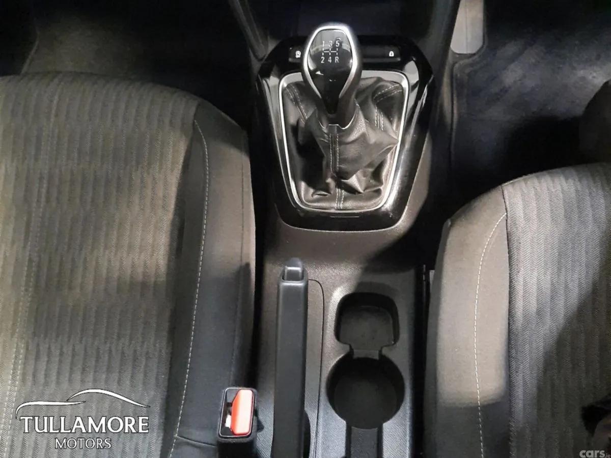Opel Corsa Hatchback, Petrol, 2024, Grey