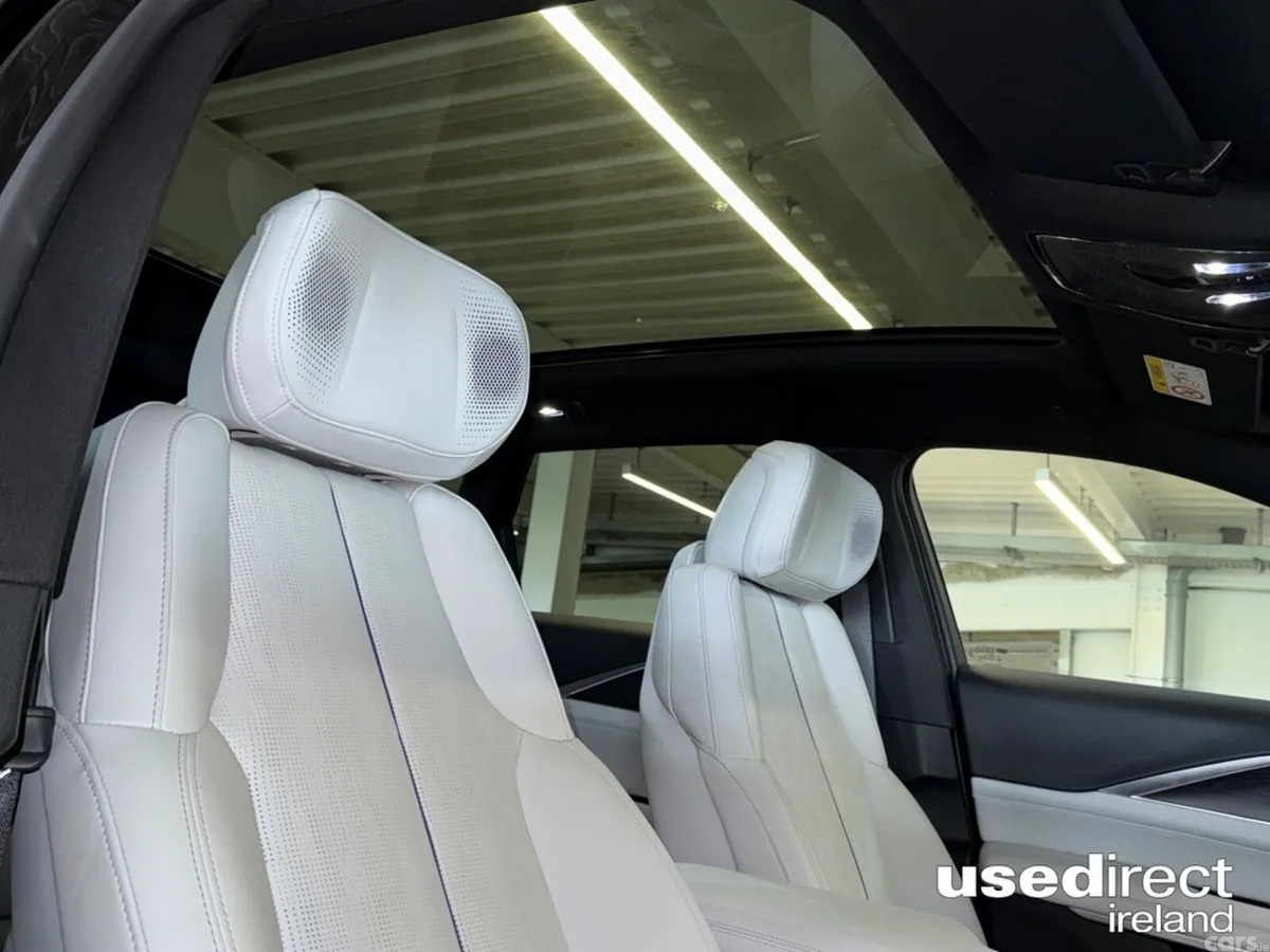 Cadillac Lyriq SUV, Electric, 2025, Black