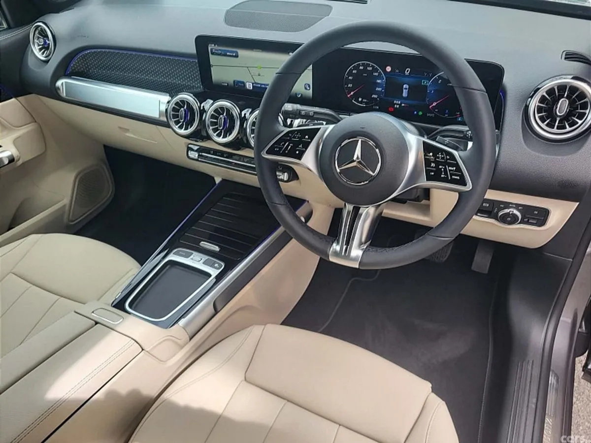 Mercedes-Benz GLB SUV, Diesel, 2027, Grey