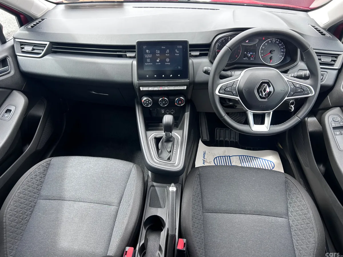 Renault Clio Hatchback, Petrol, 2023, Red
