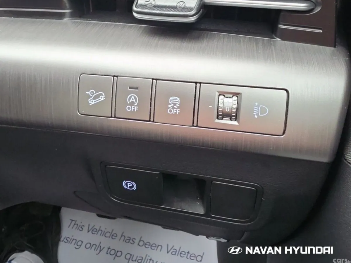 Hyundai KONA MPV, Petrol, 2024, Grey