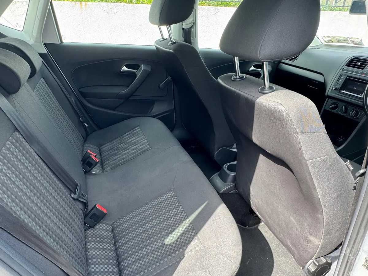 Volkswagen Polo Hatchback, Diesel, 2016, Silver