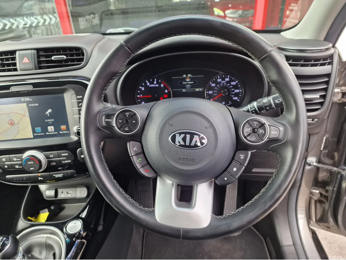 Kia Soul Hatchback, Diesel, 2018, Silver