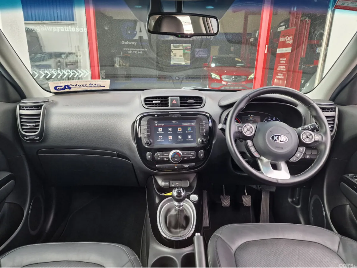 Kia Soul Hatchback, Diesel, 2018, Silver
