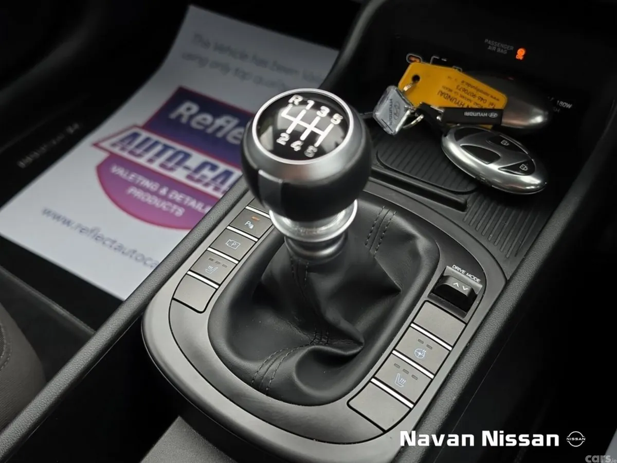 Hyundai KONA MPV, Petrol, 2024, Grey