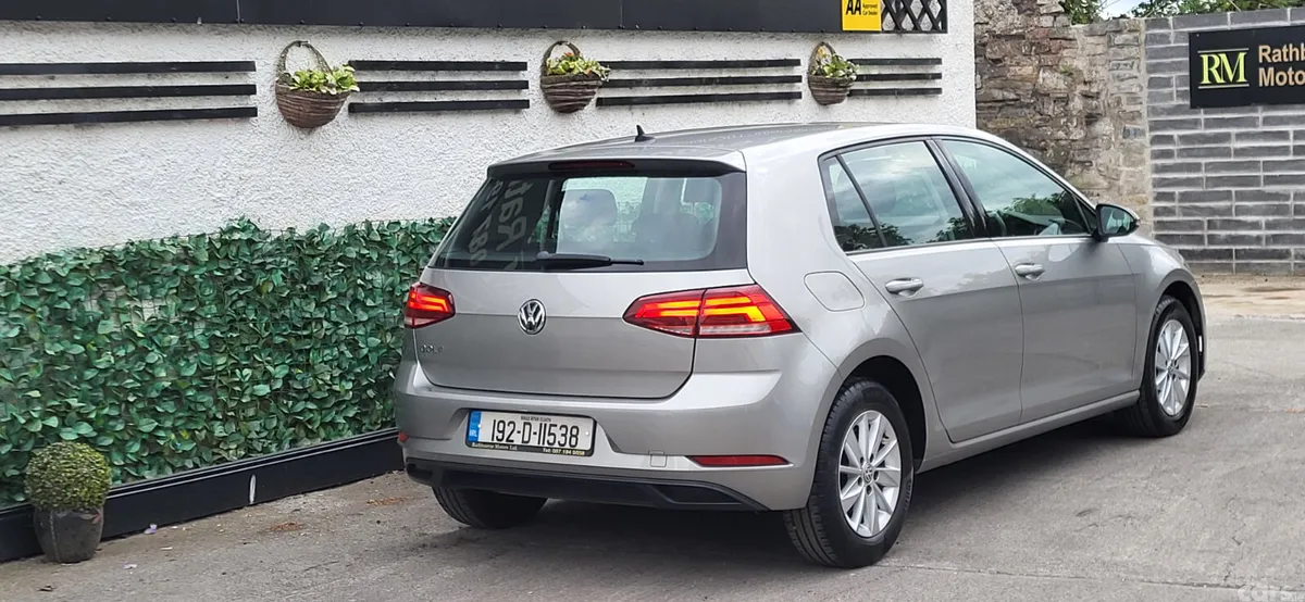 Volkswagen Golf Estate, Petrol, 2019, Grey