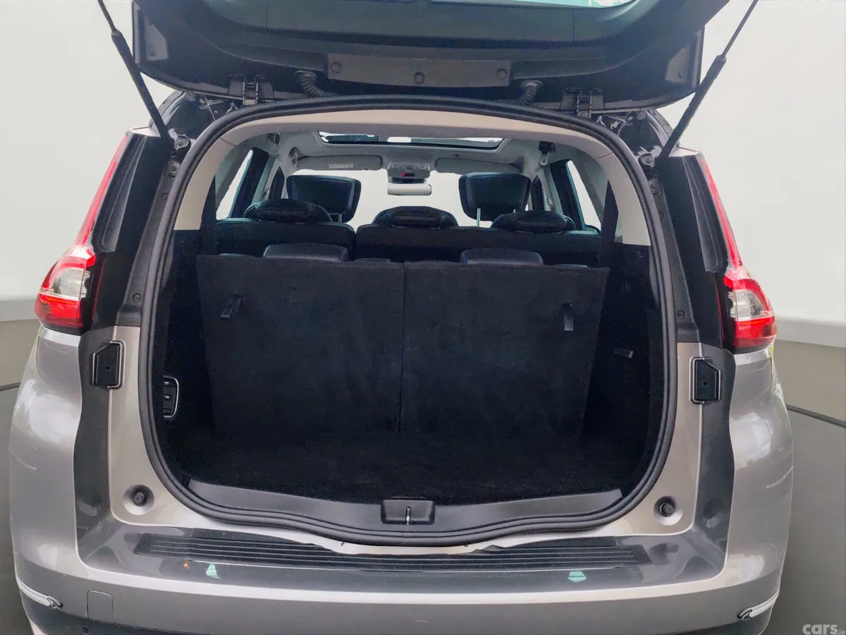 Renault Grand Scenic MPV, Diesel, 2021, Grey