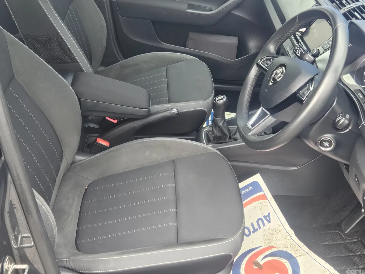 Skoda Fabia Hatchback, Petrol, 2019, Grey