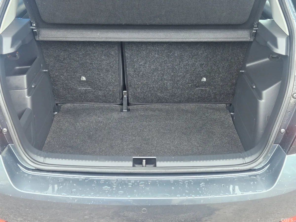 Skoda Fabia Hatchback, Petrol, 2019, Grey