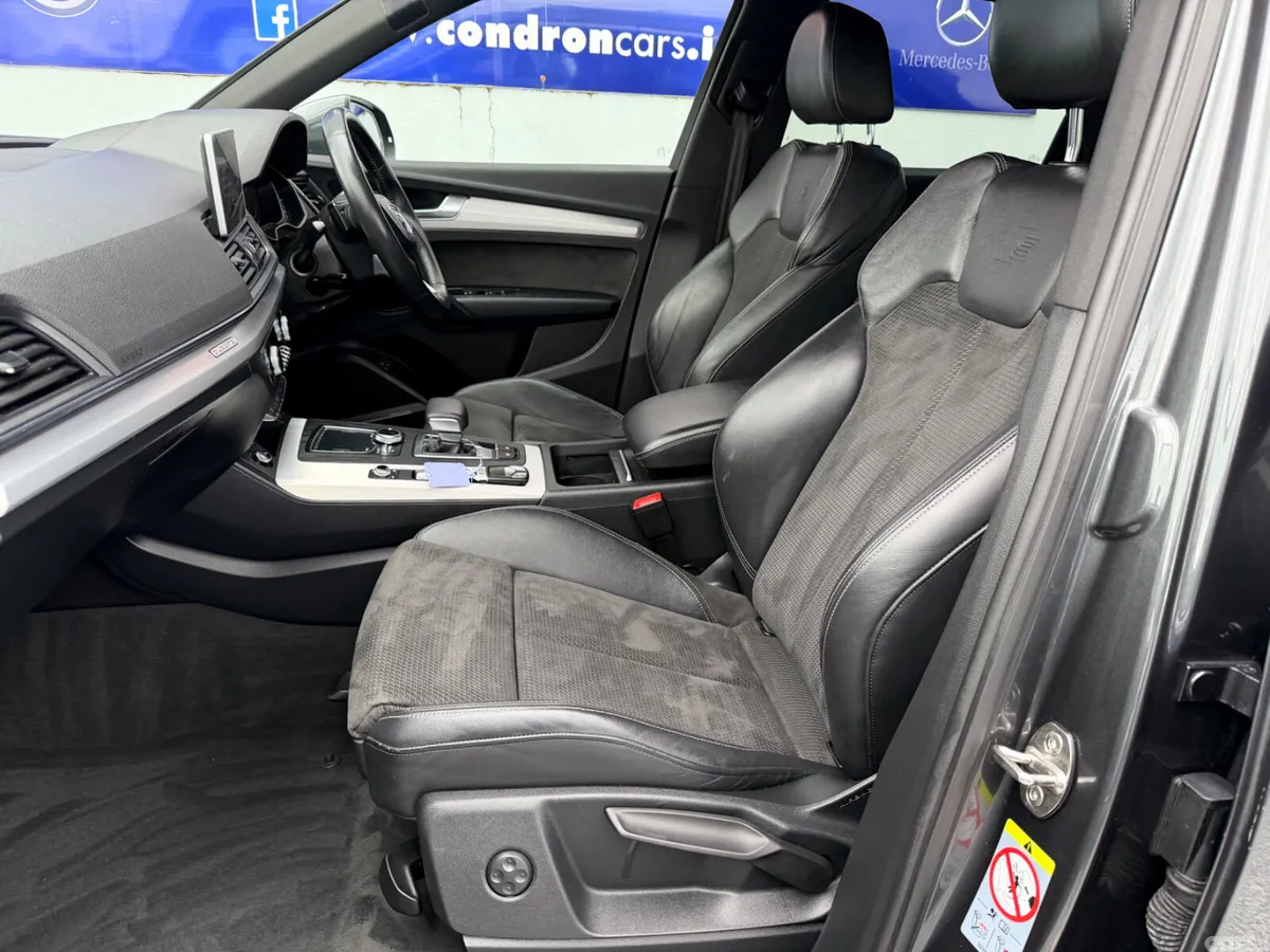 Audi Q5 SUV, Petrol Plug-in Hybrid, 2020, Grey
