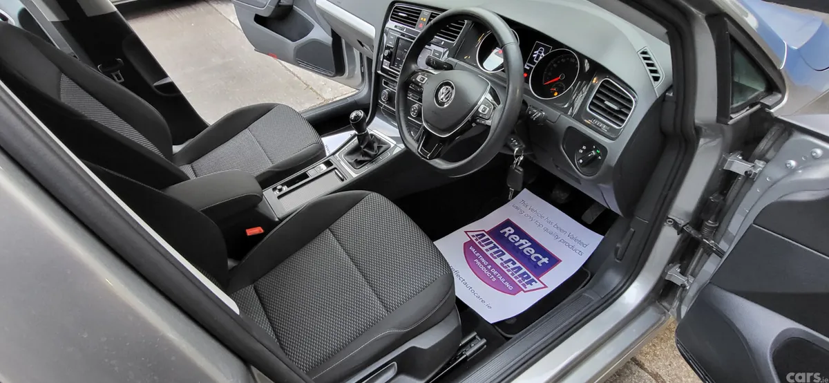 Volkswagen Golf Estate, Petrol, 2019, Grey
