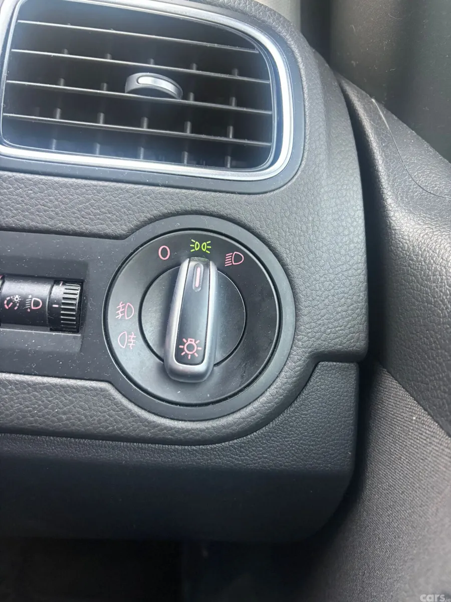 Volkswagen Polo Hatchback, Diesel, 2013, Grey