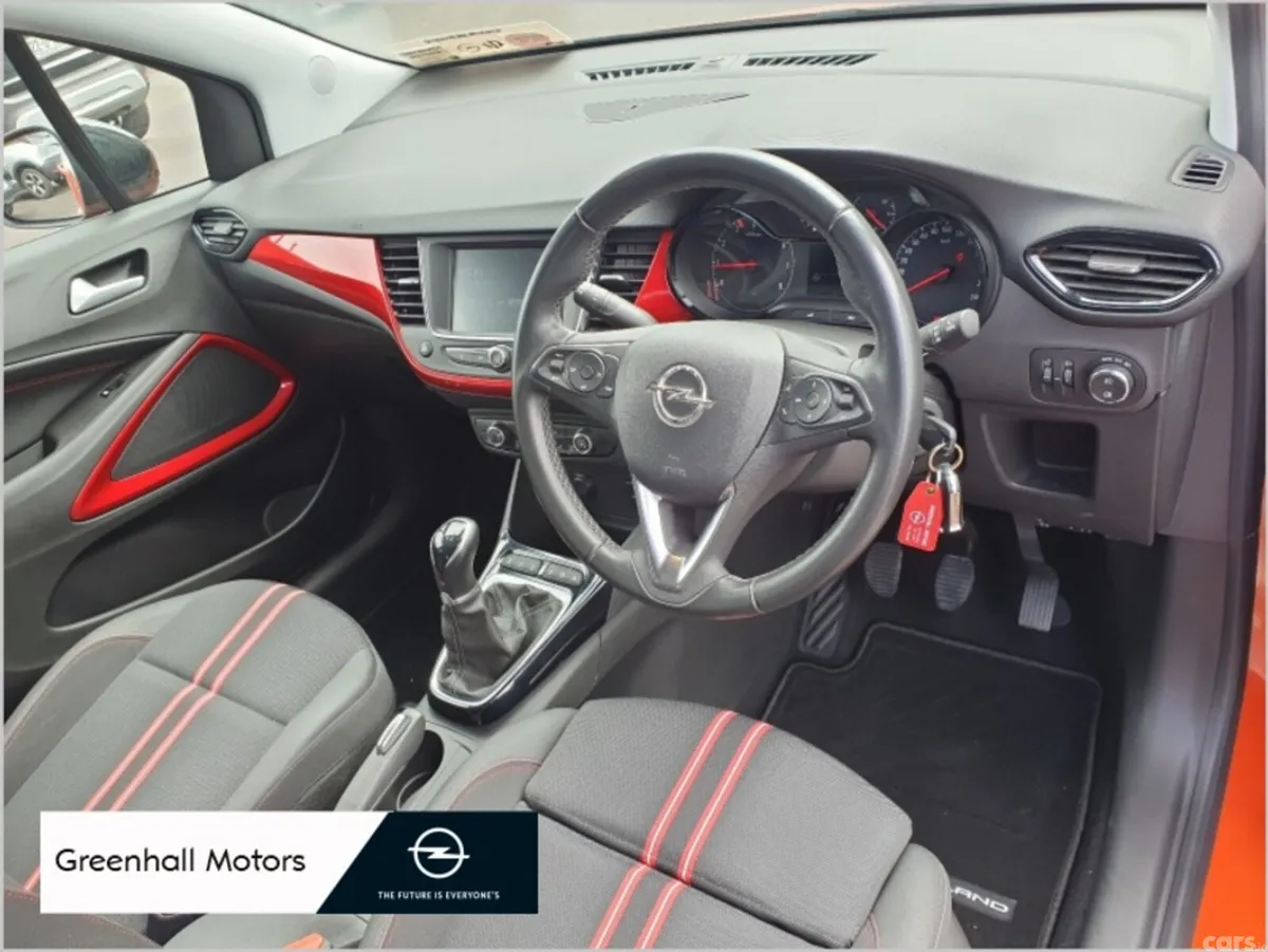 Opel Crossland MPV, Petrol, 2022, Red