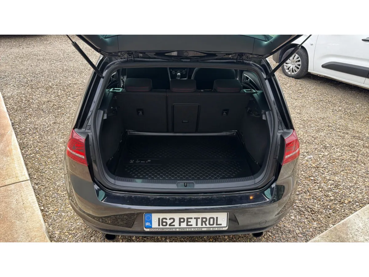 Volkswagen Golf Hatchback, Petrol, 2016, Black