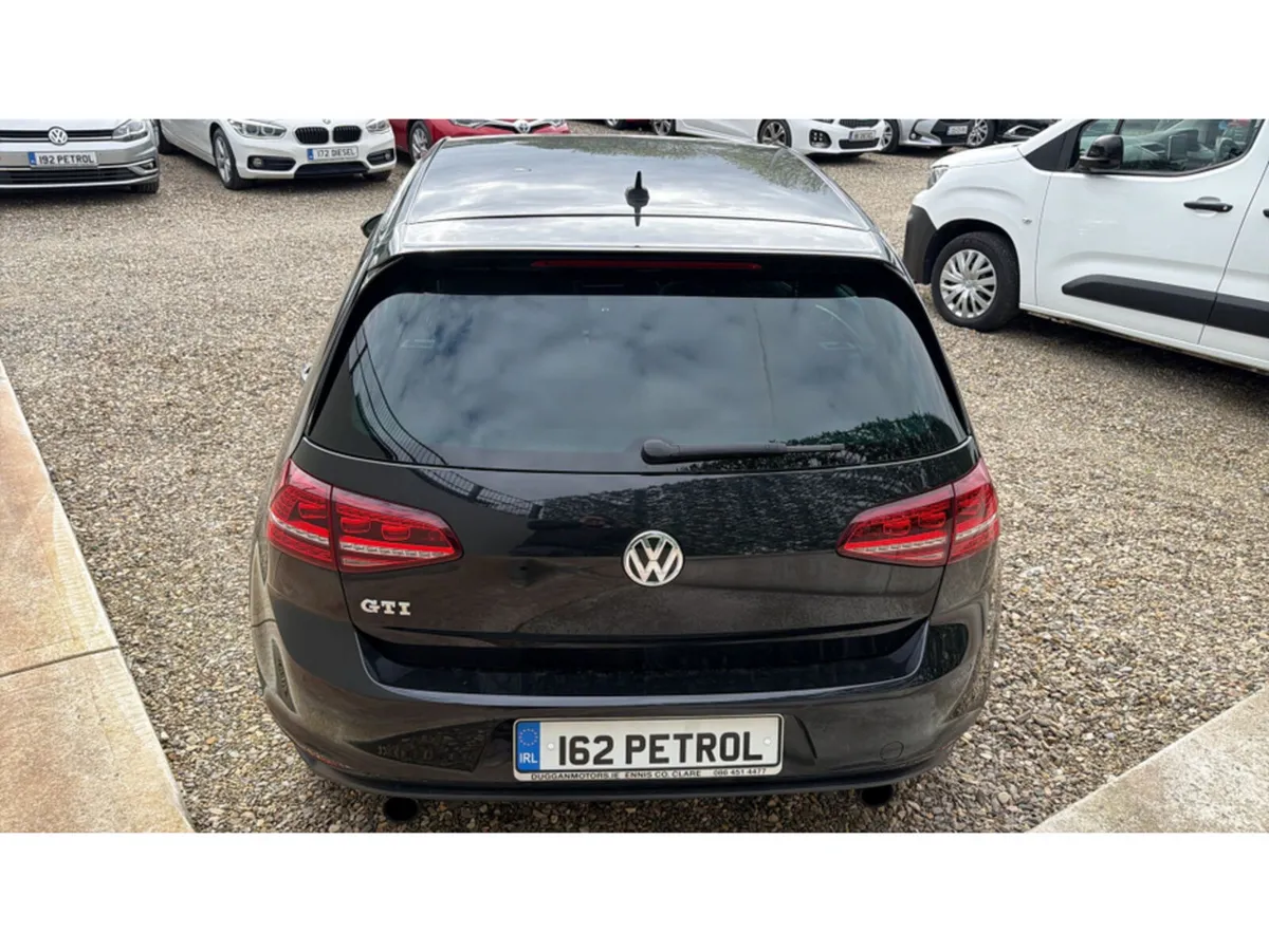 Volkswagen Golf Hatchback, Petrol, 2016, Black