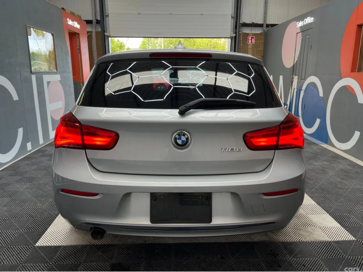 BMW 1-Series Hatchback, Diesel, 2018, Silver